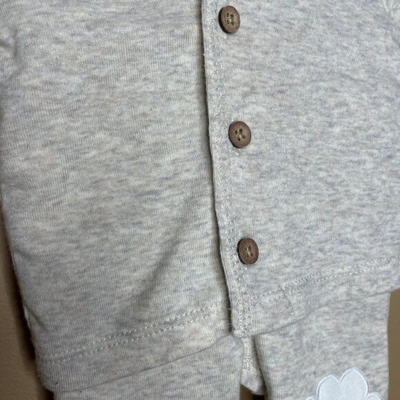 Six Adorable Baby Girl New Born Outfits - Picture 15 of 16